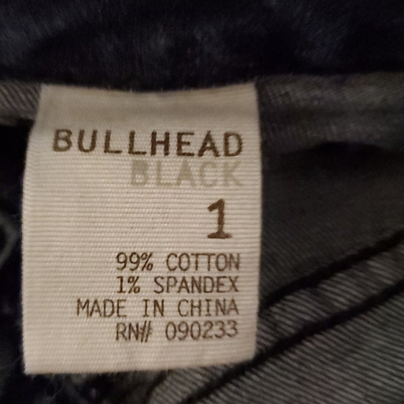 Bullhead Black size 1 dark wash distressed jeans - Picture 3 of 8
